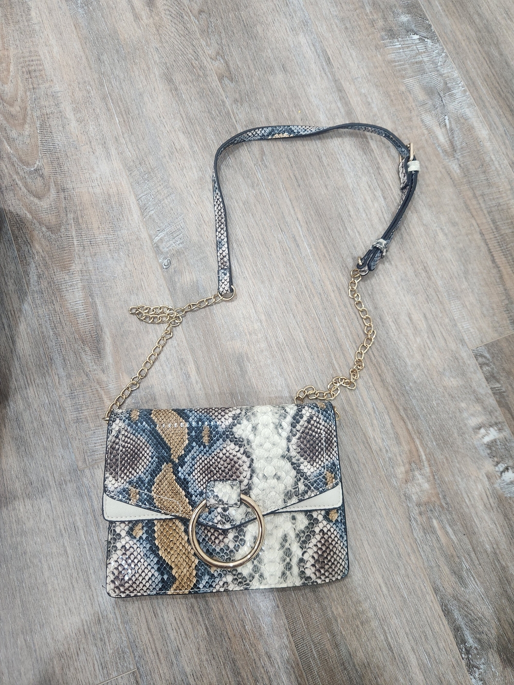Fashion Nova - Snake-Print Crossbody Bag